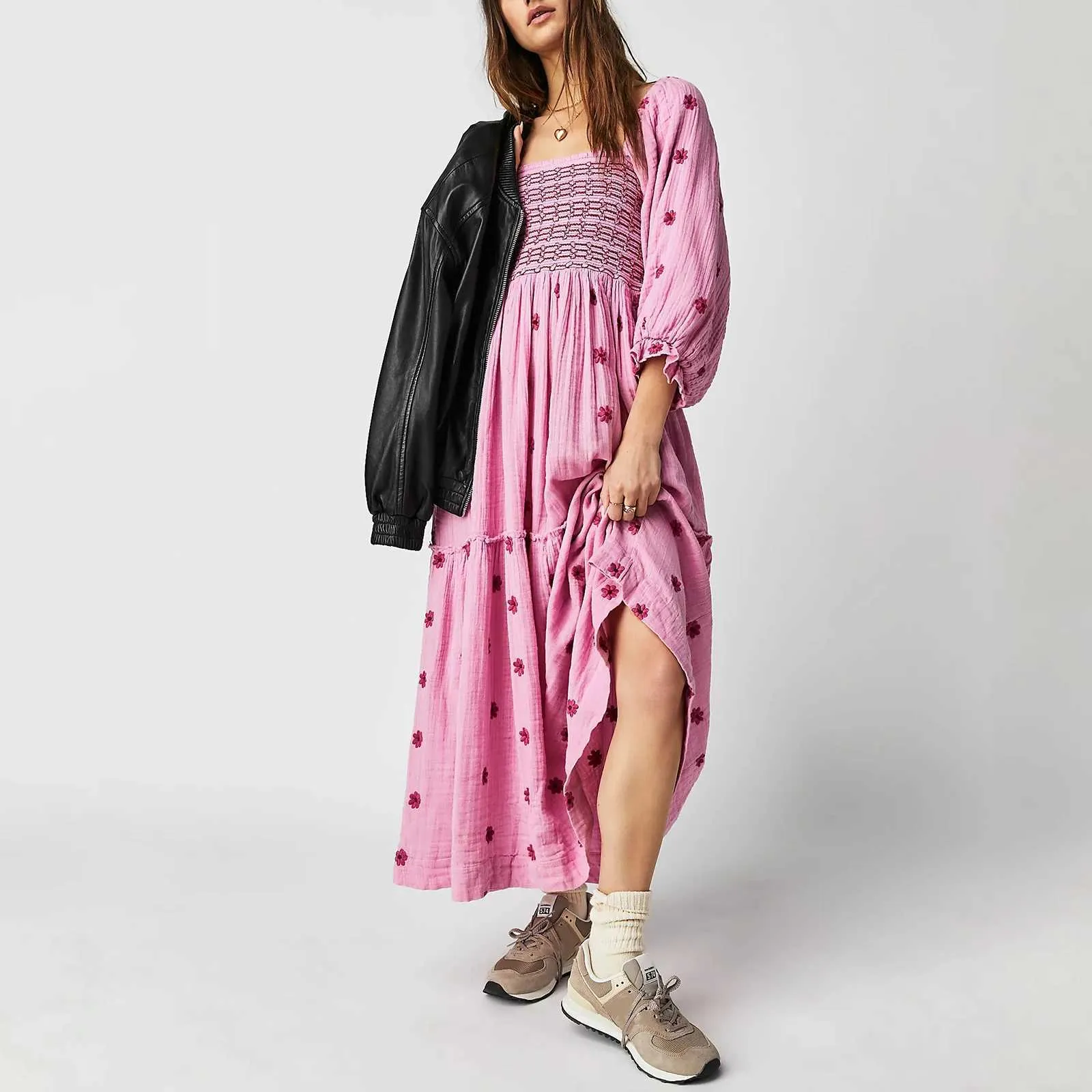 Delicate Floral Embroidery Puff Sleeves Maxi Dress Delicate Floral Embroidery Puff Sleeves Maxi Dress