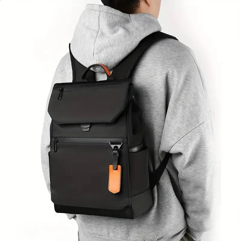 Sac à dos homme en tissu Oxford imperméable, compatible avec ordinateur portable 14-156 pouces, avec port de chargement USB et fermeture éclair. Idéal pour les voyages et les activités de plein air. Référence : 240925Z._voghion.com