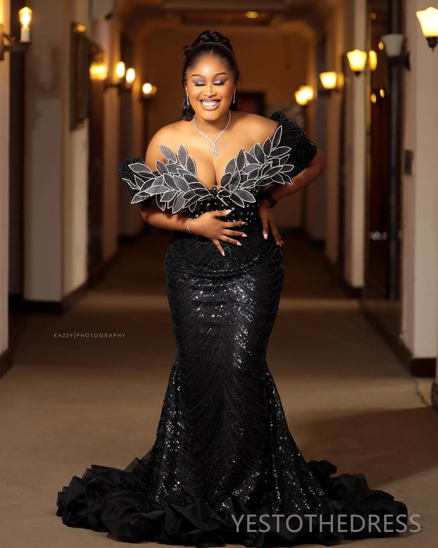 formal dresses for bigger women Tomyris Plus Size Evening Dress in Black