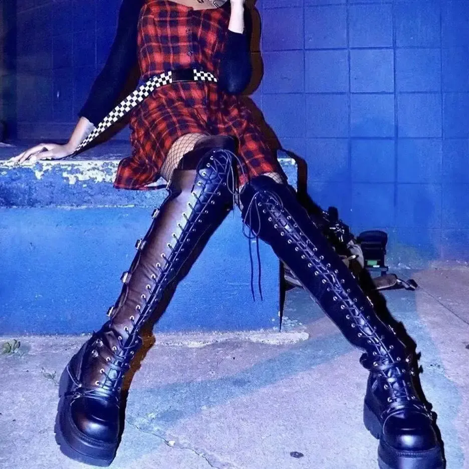 DHgate.com:Womens Gothic Punk Platform Boots - Black