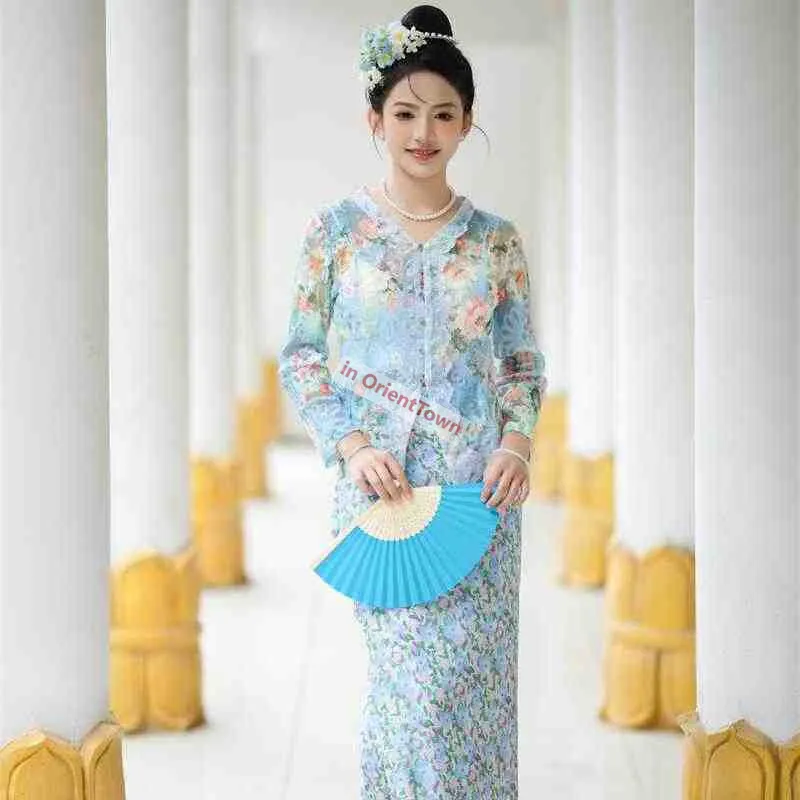 Blue Floral Ethnic Travel Dress for Women - Singapore Little Nyonya Same Style clothing with Southeast Asian Trend - Top and Dress Blue Floral Ethnic Travel Dress for Women - Singapore Little Nyonya Same Style clothing with Southeast Asian Trend - Top and Dress