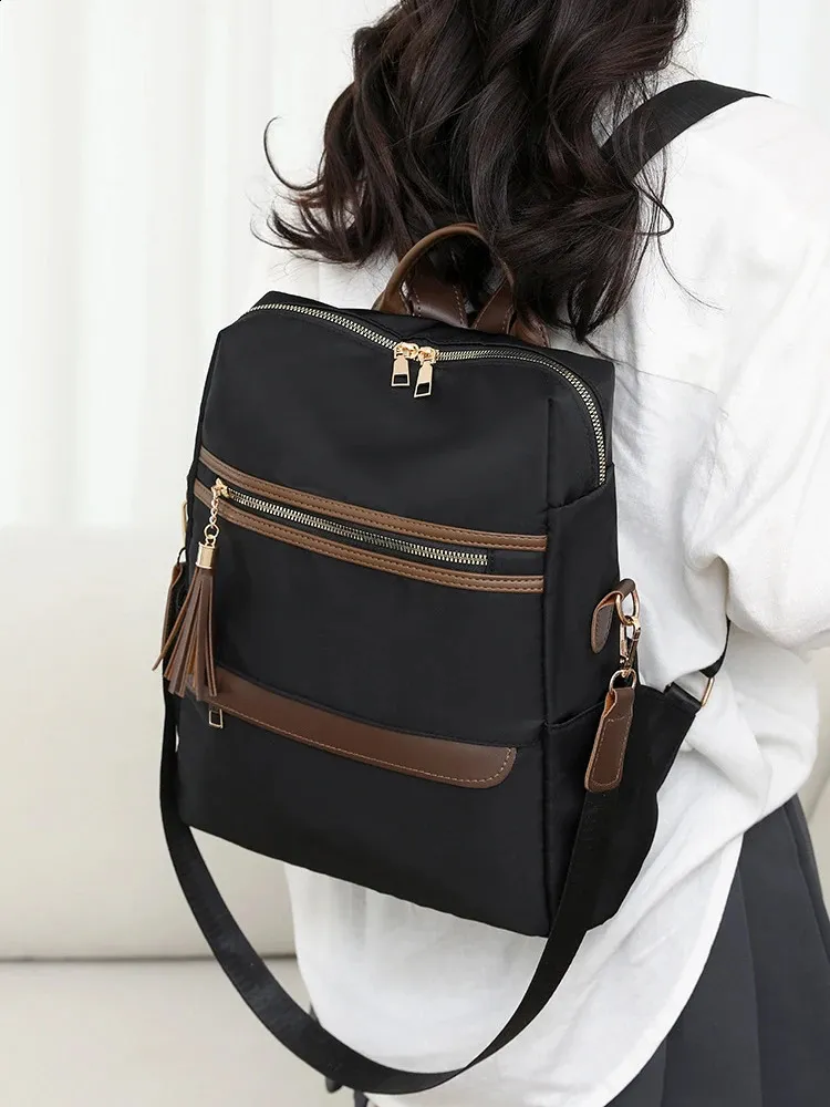 Lightweight Nylon Anti-theft Travel Backpack Wallet - Casual  display picture 2