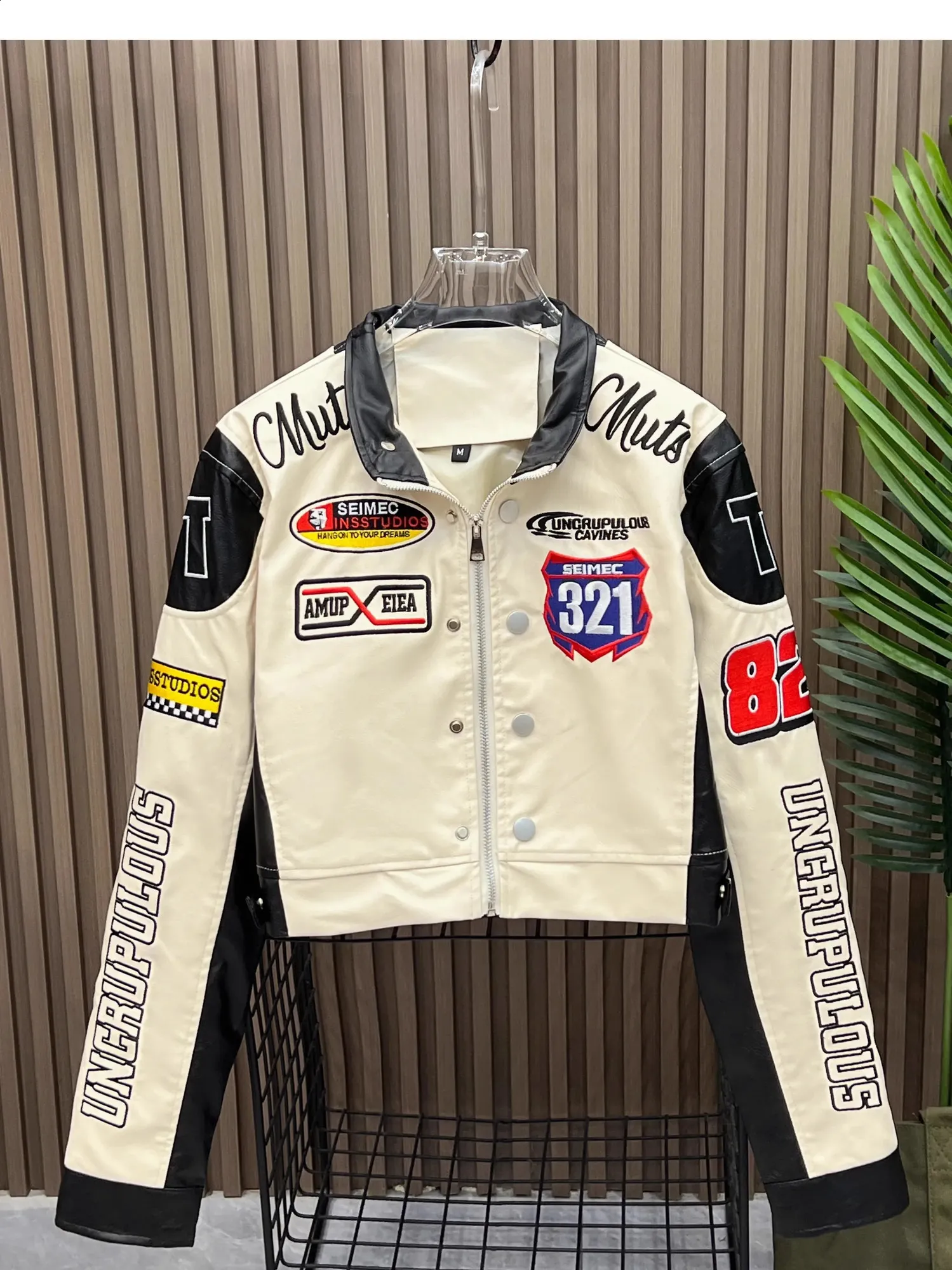 American Retro Embroidered PU Leather Motorcycle Jacket For Women American Retro Embroidered PU Leather Motorcycle Jacket For Women