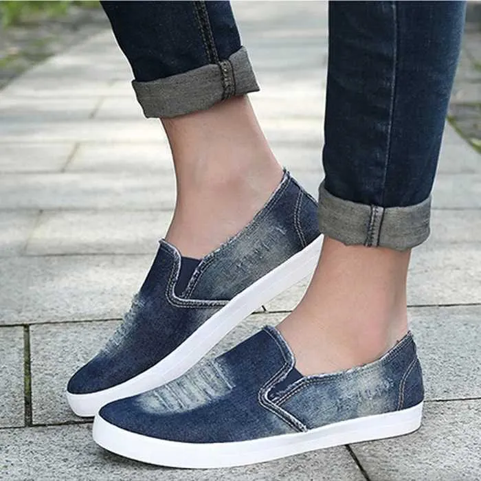 Bulk Cheap Mens Sneakers: Distressed Denim Canvas Loafers  display picture 2