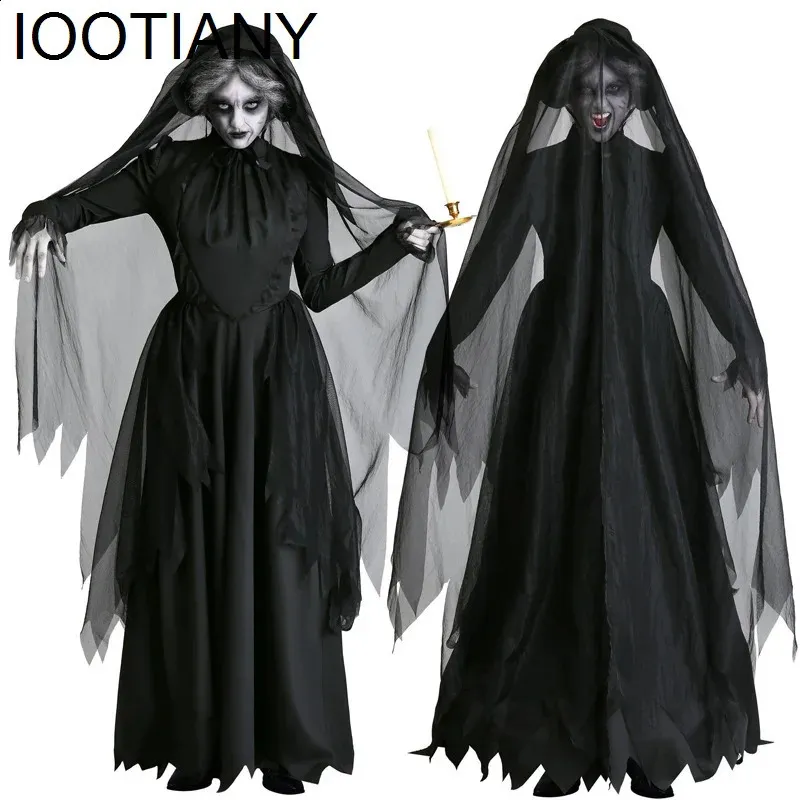 Terrifying role-playing of witches 
