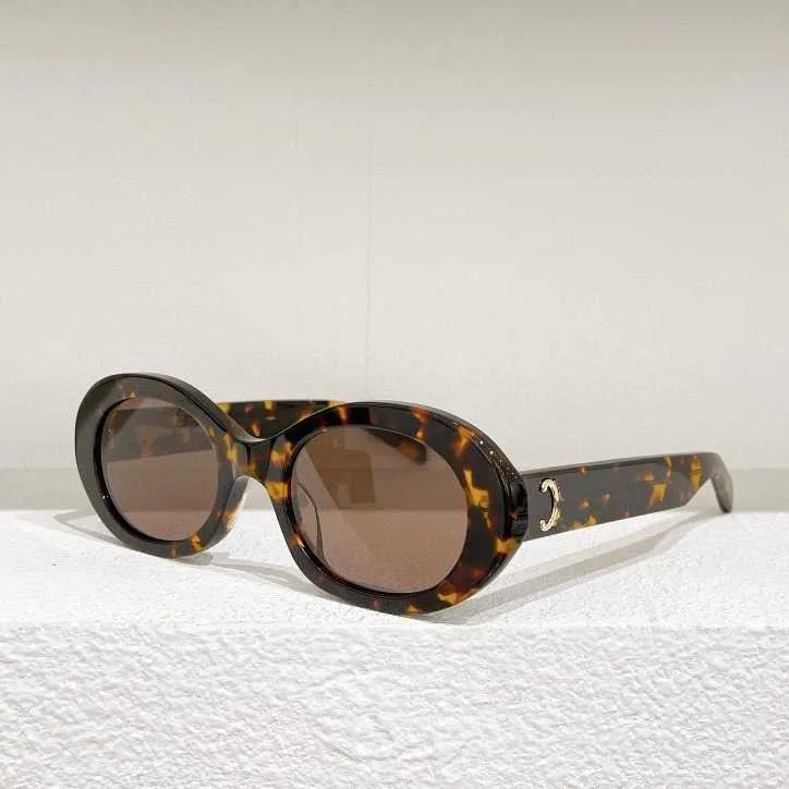 Chic Travel Essentials: Elevate Your Style While Exploring the World