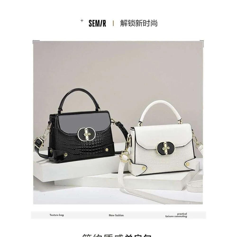 2024 New Fashion Leather Women's Shoulder Crossbody