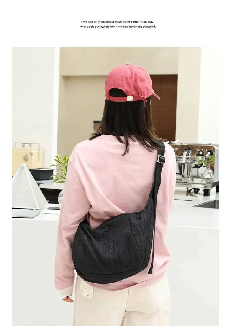 Z240926 Japan Style Nylon Shoulder Bag Minimalistic Pleated