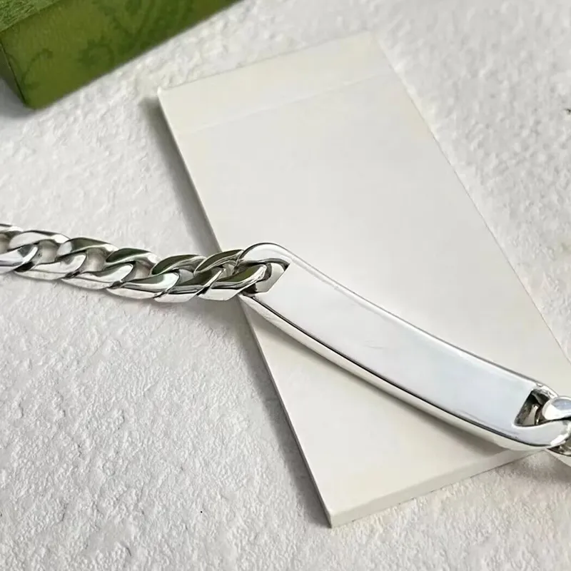 ブレスレット スカル クリップ チェーン ブレスレット 髑髏 骸骨 ボーン プレート チェーン シルバーブレスレット シルバーアクセサリー  シルバーアクセサリー メンズ シルバーバングル ブレスレット バングル シルバー925 メンズアクセサリー プレゼント 人気 ... DEZHAN  ... メンズチャームブレスレット、ブレスレット、男の子の頭蓋骨バングル、ステンレス鋼のブレスレット、磁気留め金