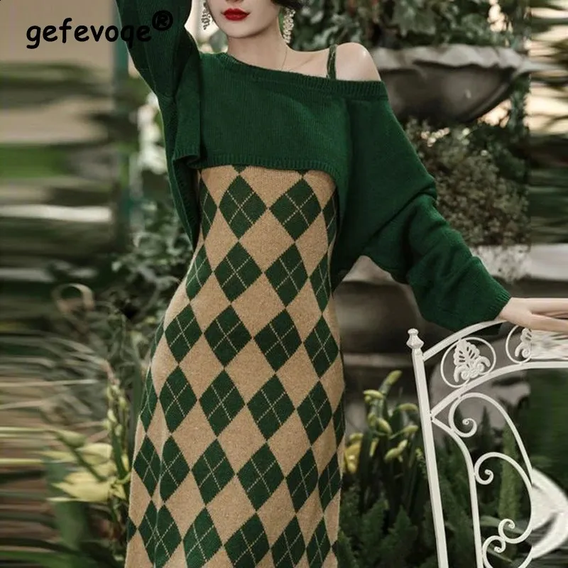 Women's Oversized Checkered Red & Beige Knit Dress