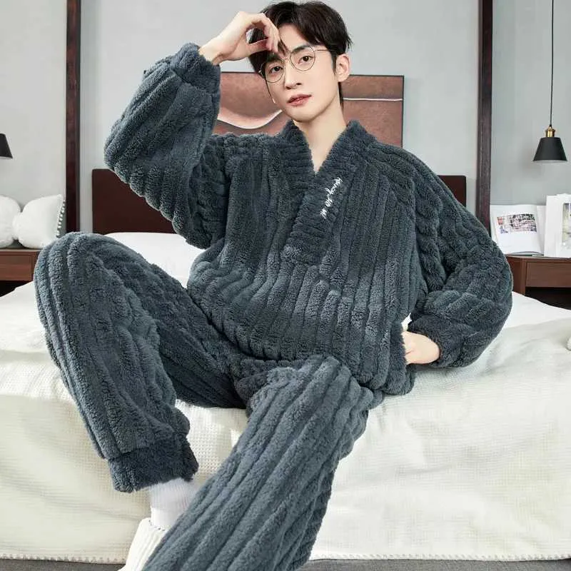 Men's Thick and Loose loungewear set for Winter and