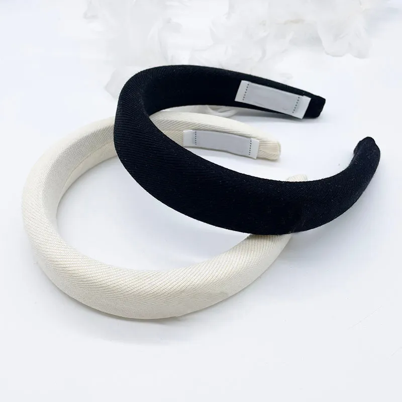 Bandanas Pour Femme - Fashion, Pack De Couleurs Gris, Noir, Blanc, Neuves Avec Étiquettes