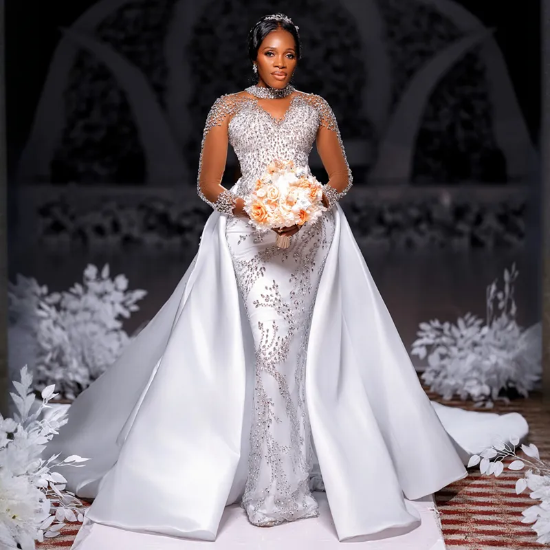 Plus Size Corset Wedding Gowns: Elegant Mermaid Bridal Gown With