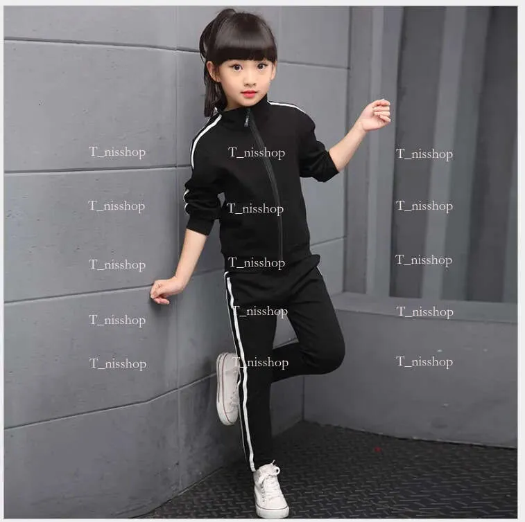 DHgate.com:Vibrant Kids Sports Tracksuit Set: 2Pcs Zipper