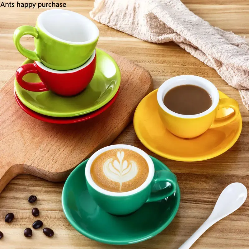 Ensemble De Tasses À Café En Porcelaine Avec Soucoupe En Forme De Nuage