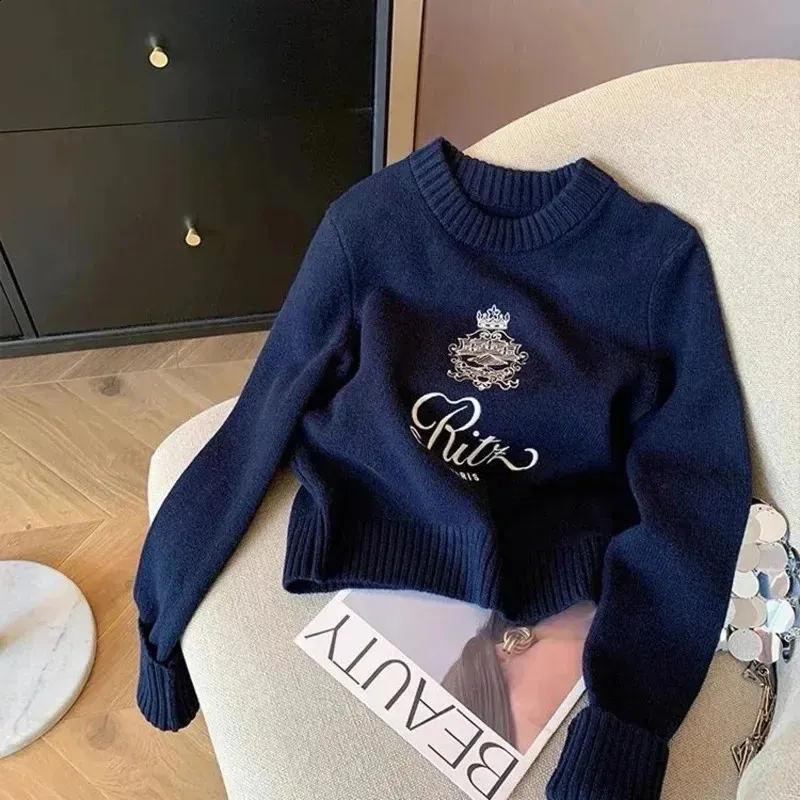 Letters Embroidery Pullover Sweater Spring/Summer Womens Round