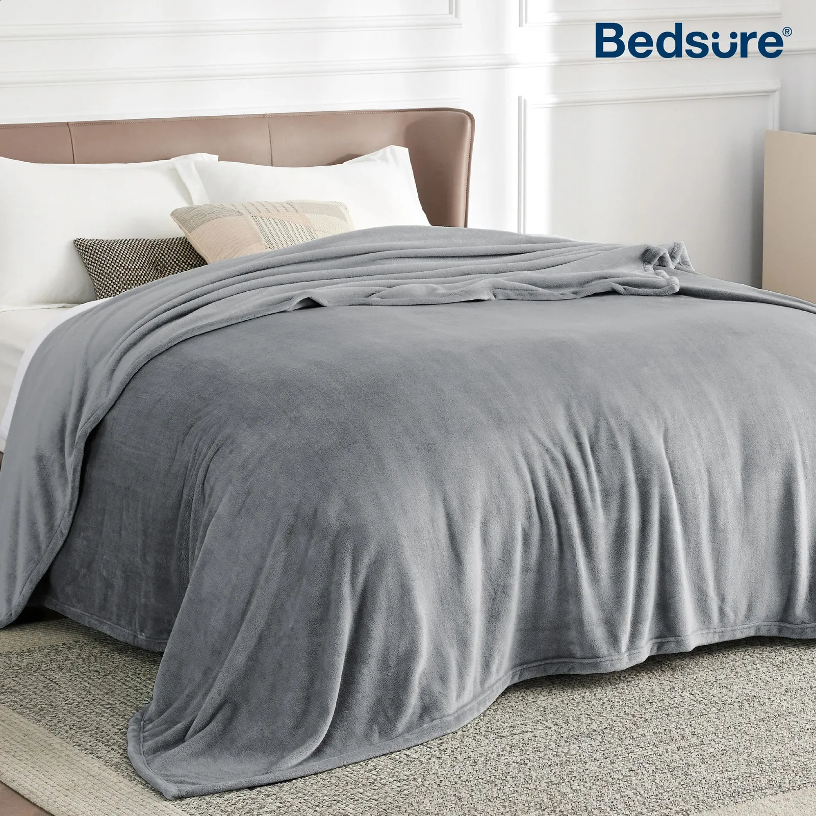 Bedsure Fleece Blanket Soft Lightweight Plush Cozy Throw