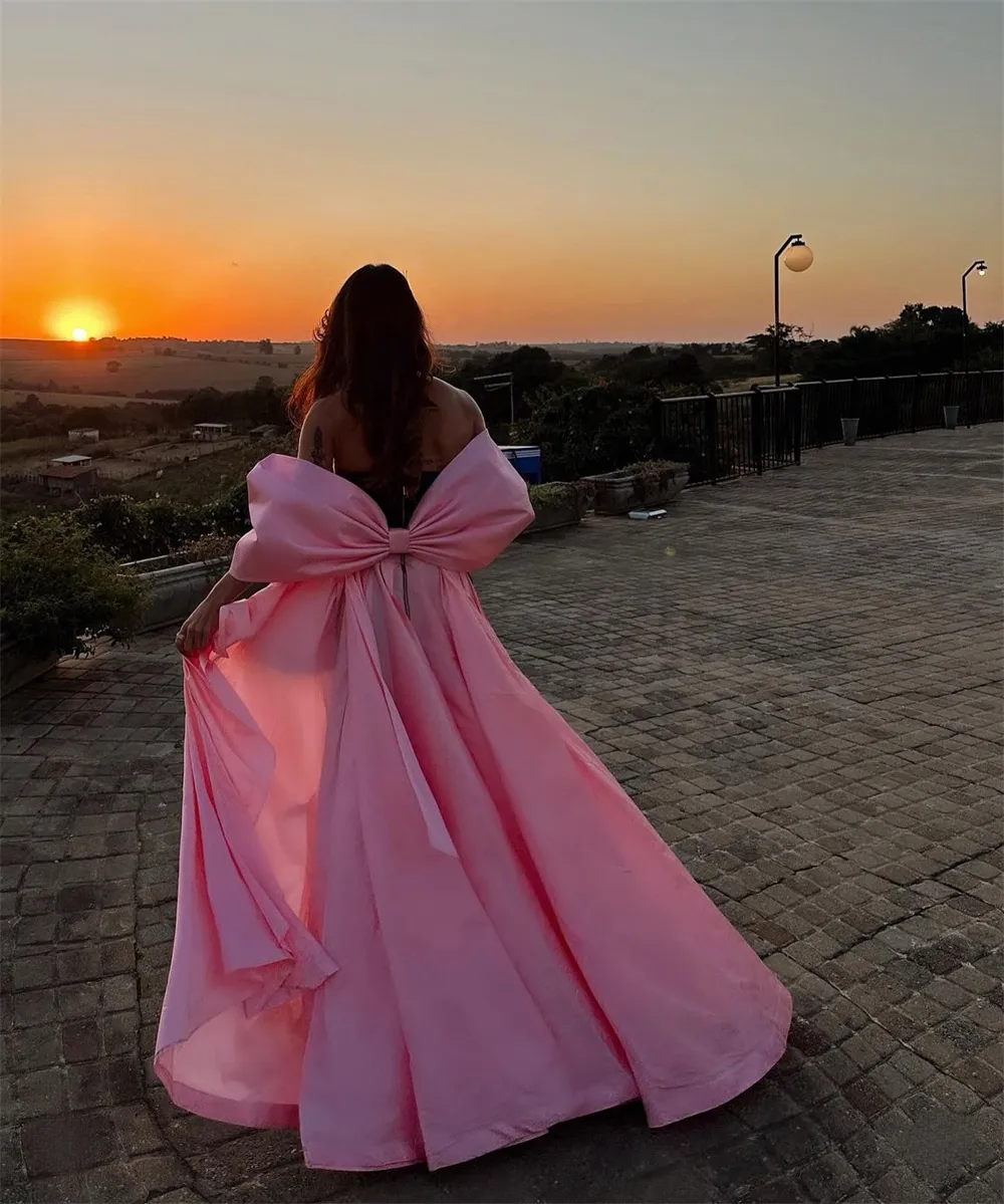Black Strapless Satin Evening Dress with Pink Cape and Bow Tie, Empire Silhouette, Zipper Back, Detachable Hemline, Floor Length Formal Gown from Dhgate Evening Dresses - price 123.02 Black Strapless Satin Evening Dress with Pink Cape and Bow Tie, Empire Silhouette, Zipper Back, Detachable Hemline, Floor Length Formal Gown from Dhgate Evening Dresses - price 123.02