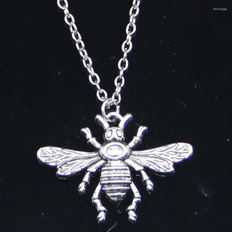 Chains 20pcs Fashion Necklace 32x24mm Bee Honey Pendants Short Long Women Men Colar Gift Jewelry Choker