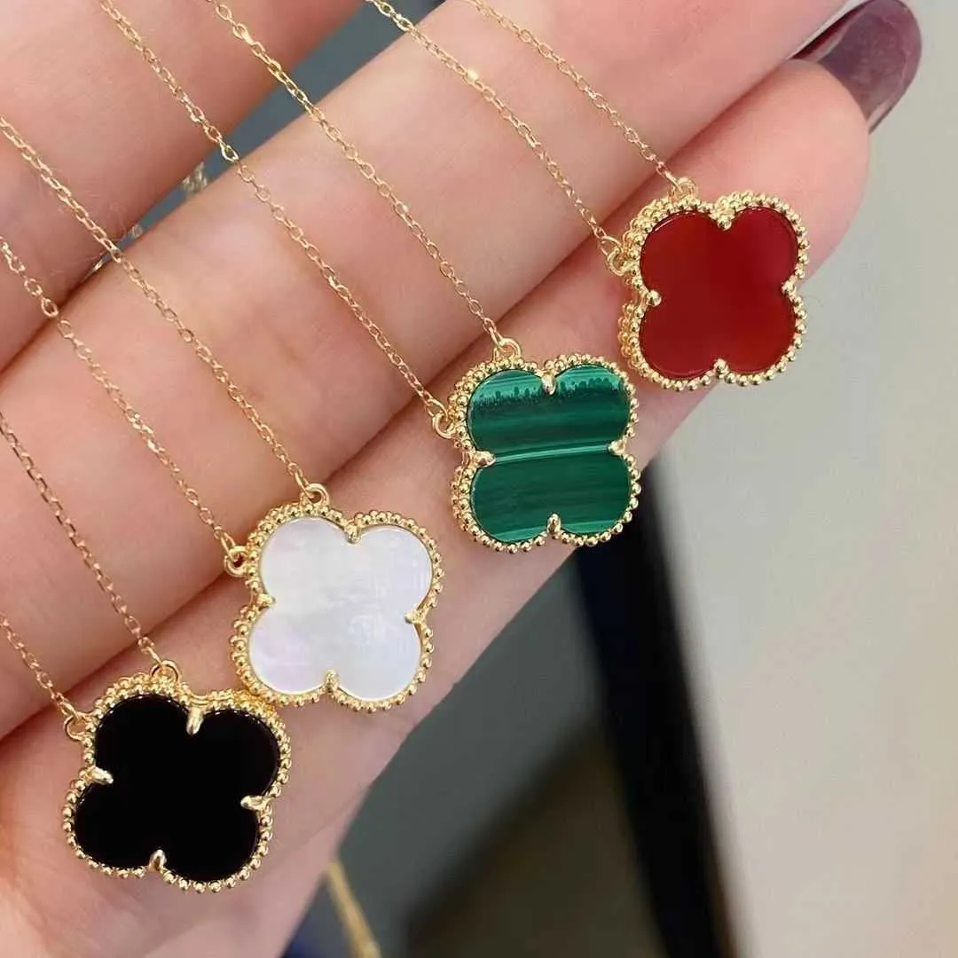 Designer Jewelry Luxury VanCA Accessories Ten Flower Pendant Necklace Lucky Four Leaf Grass 10 Flower Necklace Collar Chain Fritillaria Necklace Agate NQZH