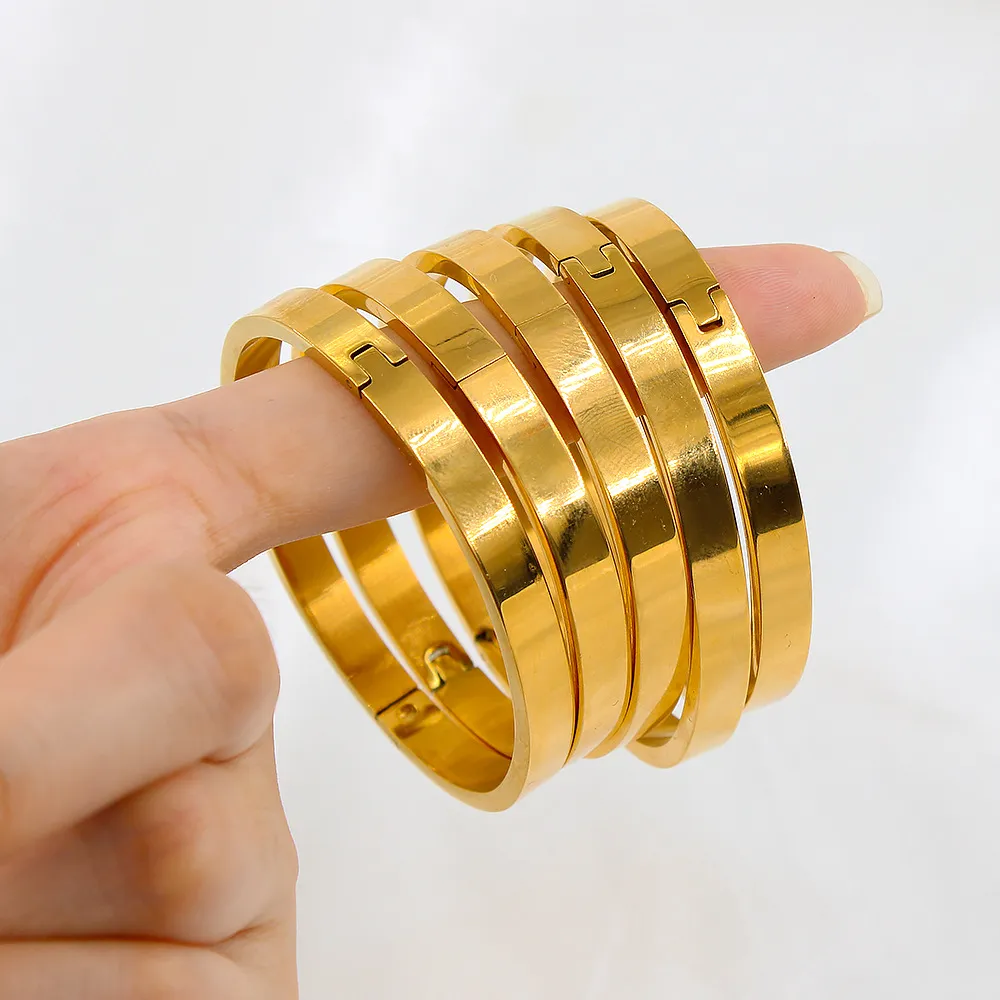 oval vanlig ringspänne öppen armband rostfritt stål ins enkelt kall vindvakuum 18k elektroplätering färgbevaring