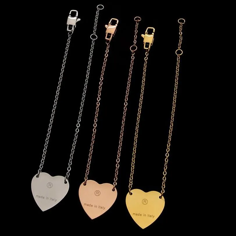 Haute Qualité 3 Couleurs Femmes Designer Bracelets Amour Coeur Pendentif En Acier Inoxydable Or Pated Style De Luxe Couple Bracelets Lady Part2148