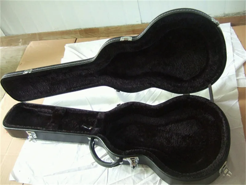 黒い裏地付きのLPエレクトリックギターのブラックハードケース在庫送料無料でカスタムロゴサイズ