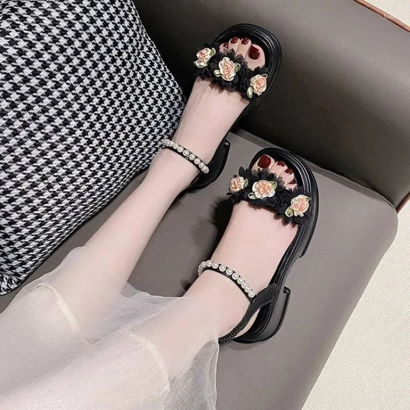 Dress Shoes Sandals For Woman Beach Square Heels Pearl Summer 2024 Women's Roman Style Footwear Luxury And Low Price Vip