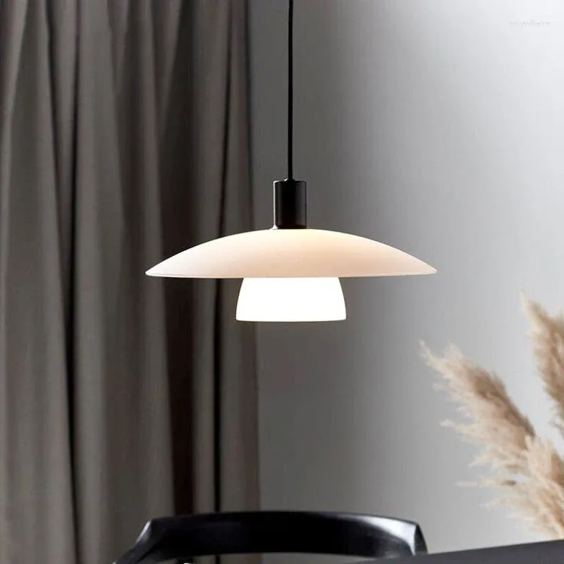 Lámparas colgantes Lámpara de techo Lámpara de dormitorio Estudio minimalista moderno Lámparas de sala de estar Barra de invitados colgante para