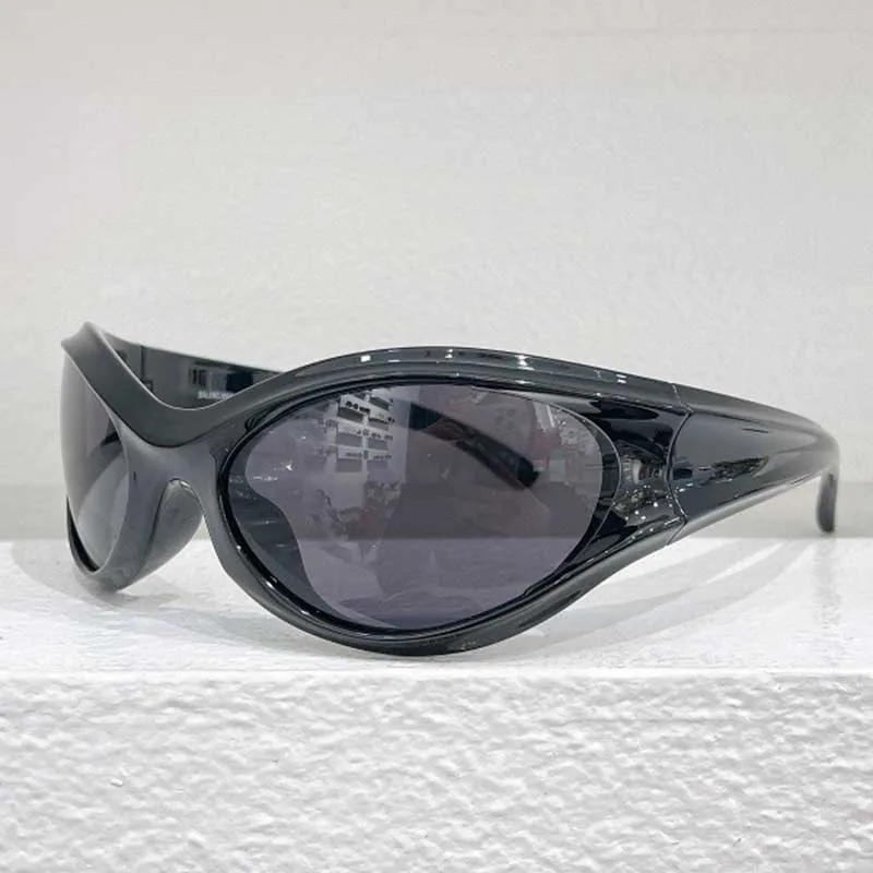 Diseñador de gafas de sol mono rectangle en negro nylon bb0041s gafas de sol diseñadores de damas gradiente plateado lente gruesa completa 276