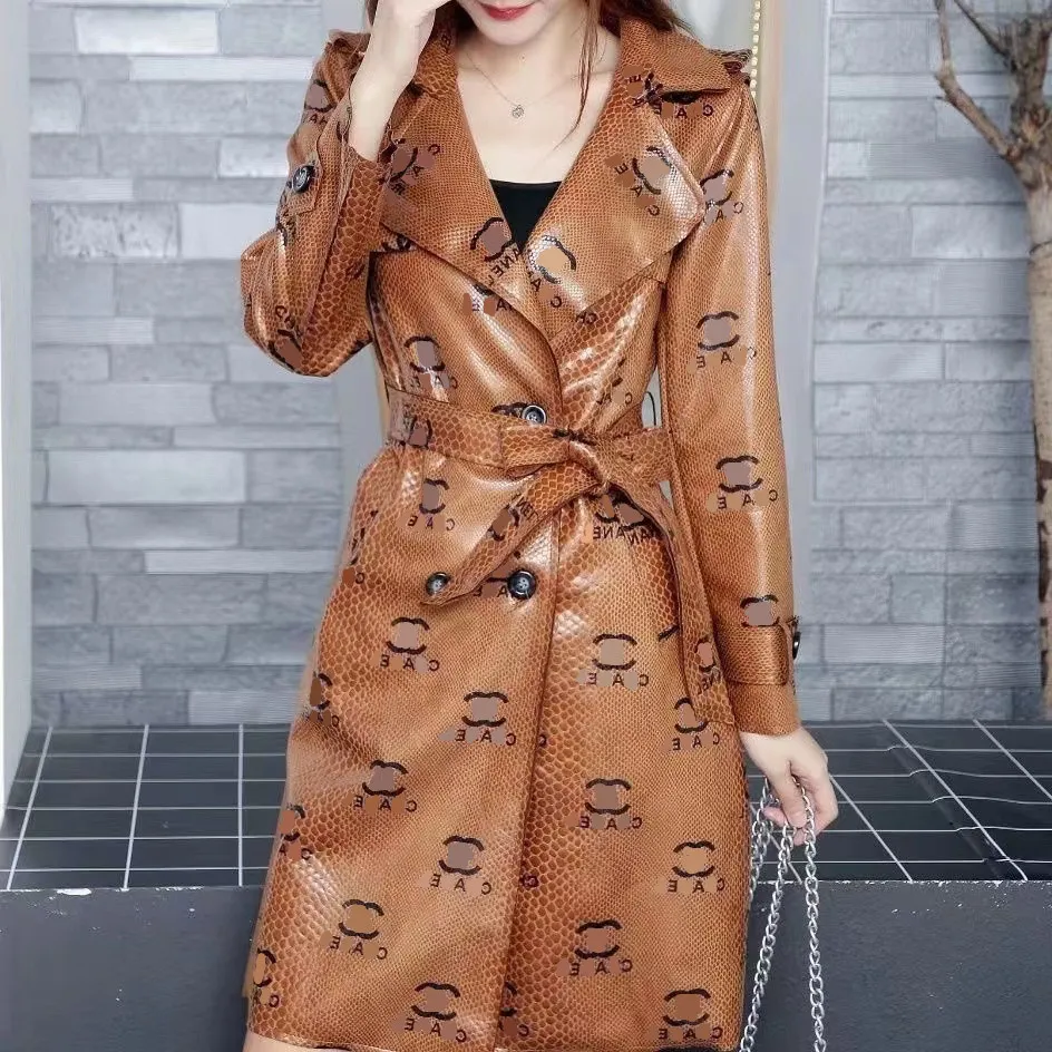 Designer High Quality Leather Long Trench Coat Fashion Lapel Long Sleeve Belt Full Letter Logo Printed Trench Coat