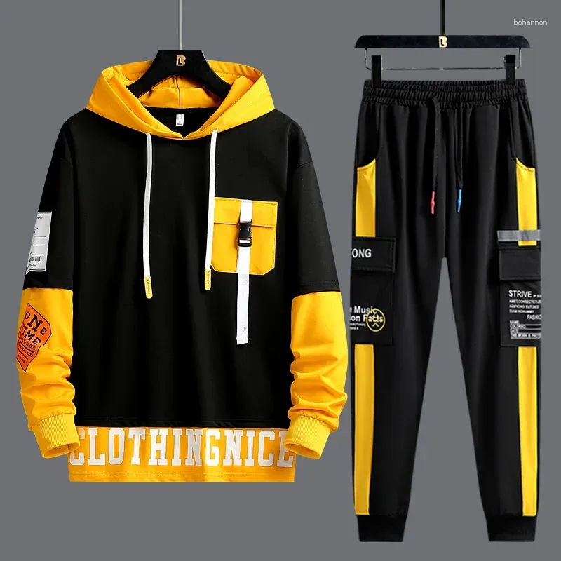 Survêtements pour hommes Mode Hommes Survêtement Streetwear Sweat à capuche et pantalons de survêtement Deux pièces Ensemble Mâle Hip Hop Style Tenue Costume De Sport À La Mode Hommes