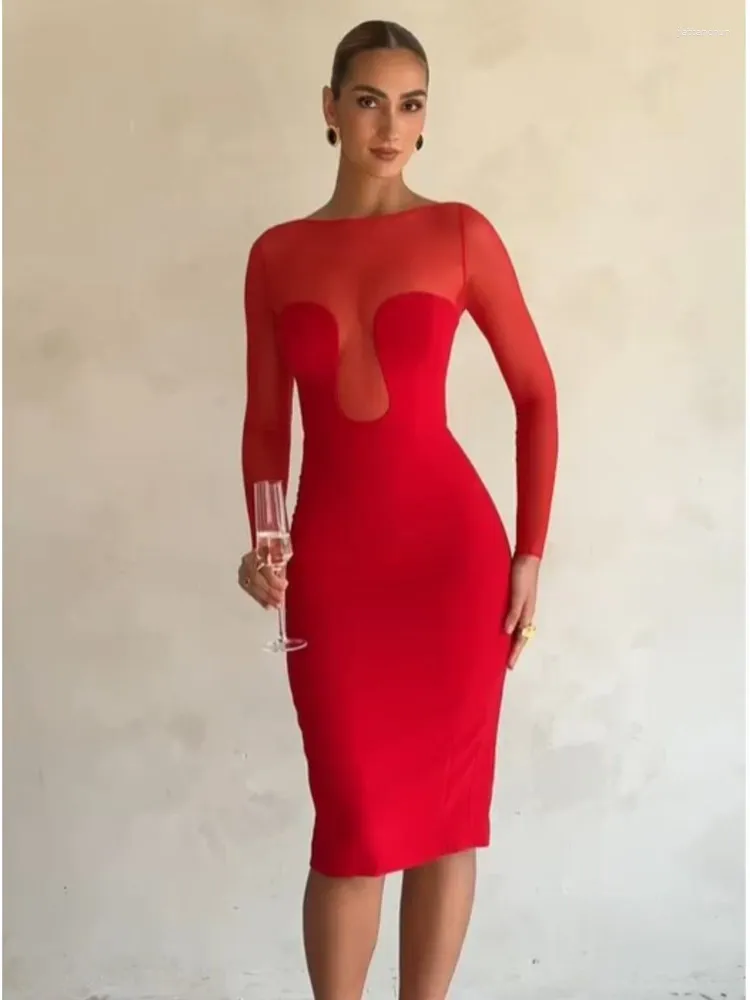 Casual klänningar sexig se genom tyll lapptäcke kvinnor midi klänning röd o-hals långärmad kroppskong kvinnlig chic solid julfestrockar