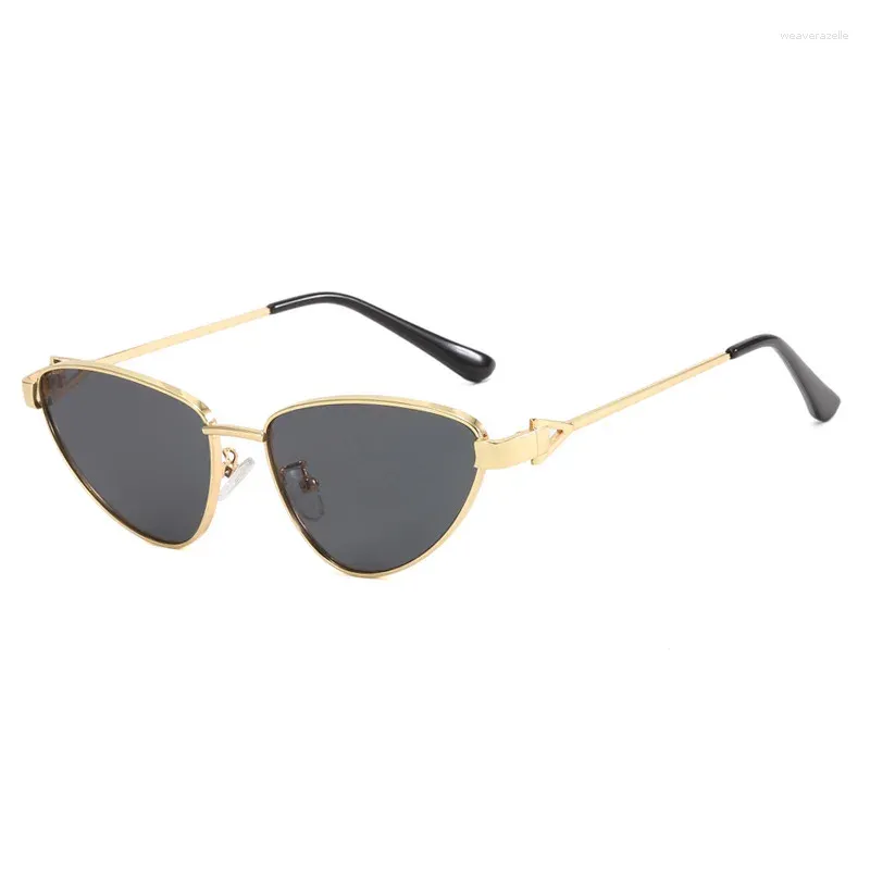 Cat Eye Sunglasses - Lightweight Polycarbonate Frame, Midsize Fit Amazon.com: Colrea Trendy Cat Eye Sunglasses for Women  main image 4
