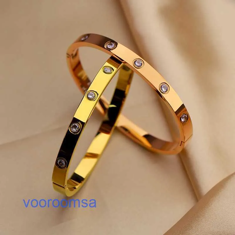 Trend fashion versatile jewelry good nice Car tires's Light luxury high grade Bracelet titanium steel 18K Gold opening very simple wind With Original Box