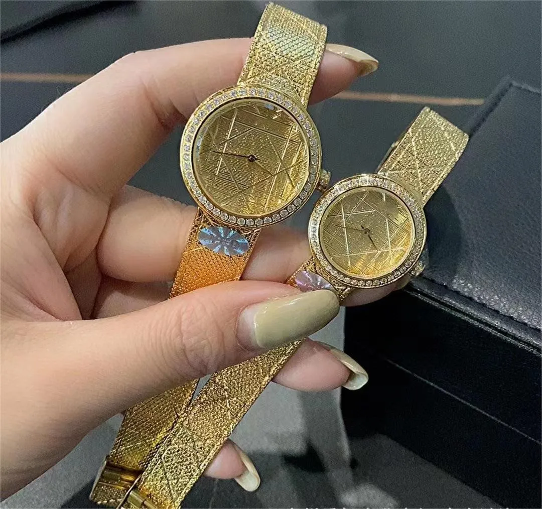 Womens Watch Watches Wather جودة مصممة مصممة فاخرة الكوارتز-براتري الشبكة اللامعة حزام مقاوم للماء 25 ملم