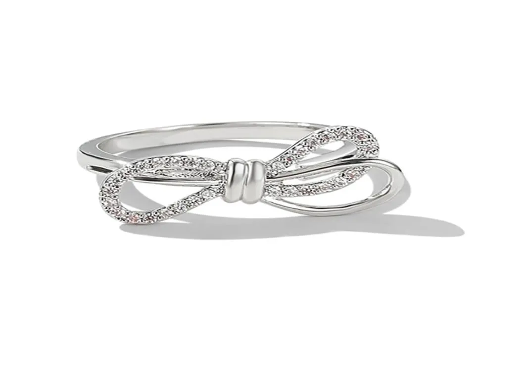 Anillo de plata de ley S925 con lazo pequeño y juguetón para novia, joyería elegante con diamantes para mujer, regalo de cumpleaños para amante 5611550