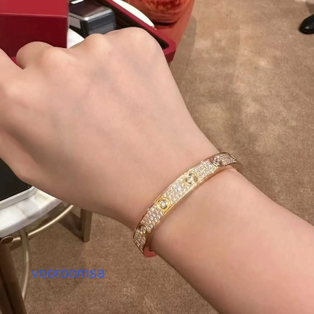 Bracelet Bracelet de pneus de voiture en or visage lisse nouveau bracelet plein de diamants ciel étoile rose compteur d'amour même style éternel pour hommes et femmes avec boîte d'origine