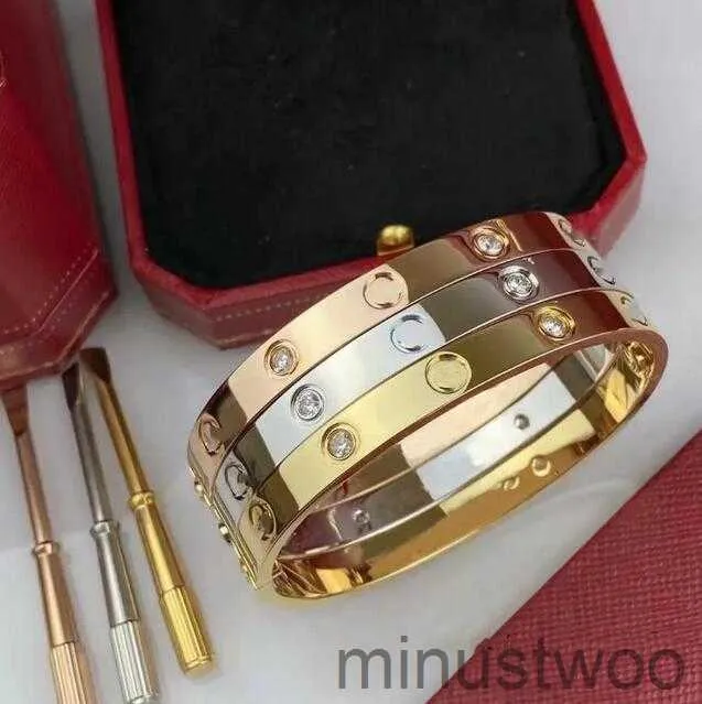 Projektant bransoletki 18k złota para Wysokiej jakości Boguń mężczyzn Kobiety prezent urodzinowy Matki Biżuteria z śrubokołem Ozdoby Hurtowe akcesorie xjbb