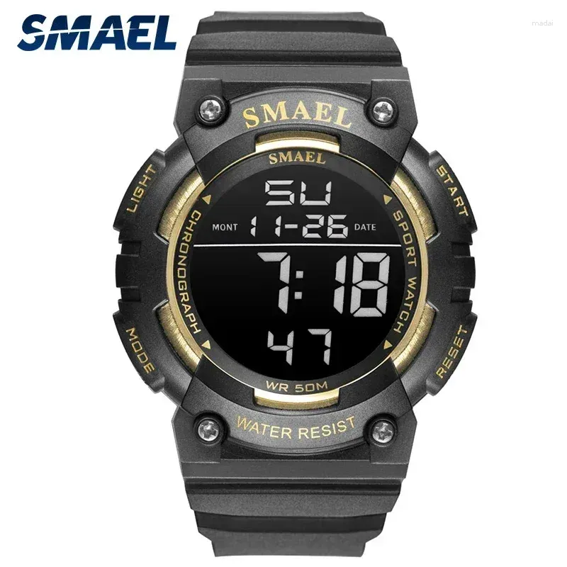 Armbandsur Smael Men's Sports Watch Gold med 50m vattentät LED -bakre ljus klocka Alarm Sportarmband 1539 Digitala klockor