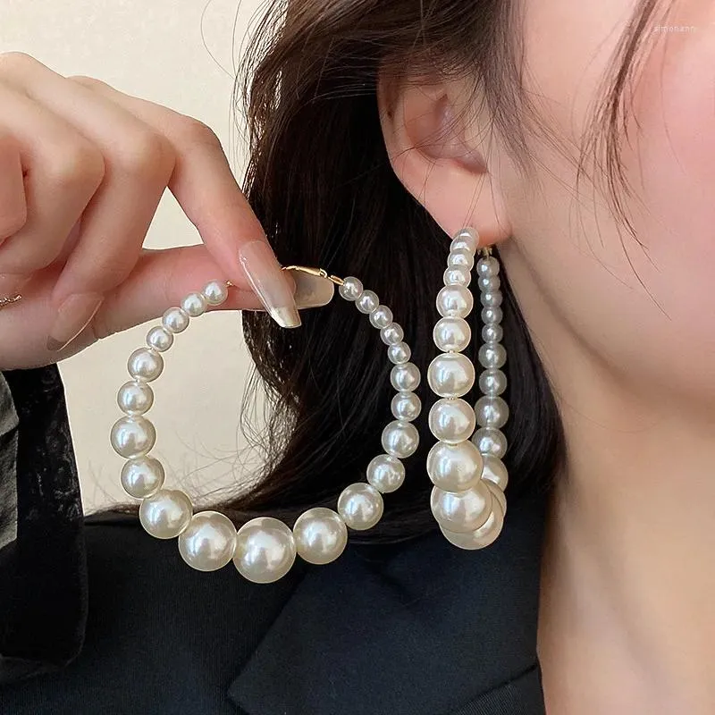 Orecchini a cerchio oversize perle imitative perline rotonde grandi per le donne Design geometrico matrimonio sposa orecchini pendenti gioielli per feste