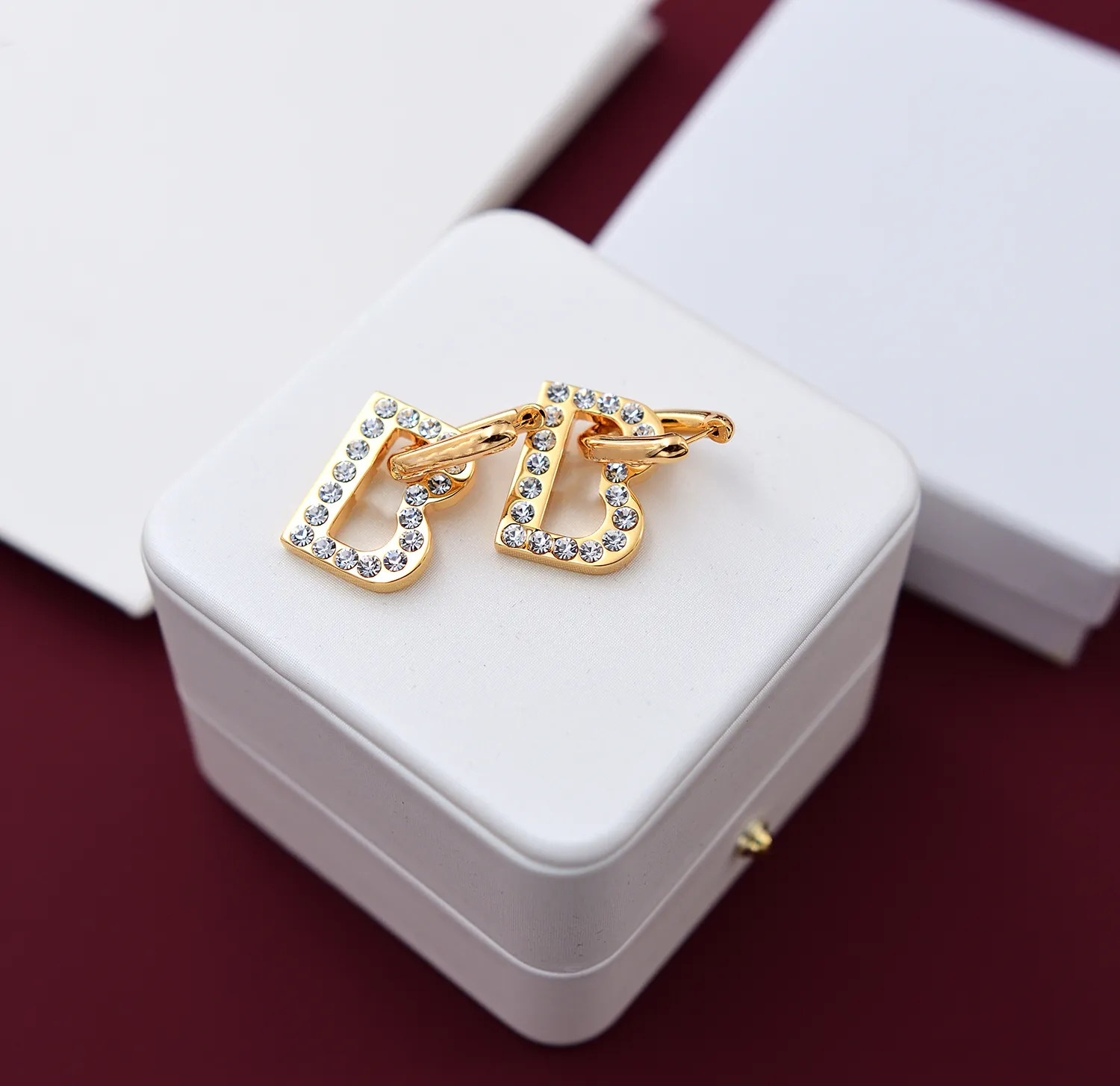 18K vergulde luxe designer oorbellen studs damesmode eenvoudige strass hanger oor charme sieraden geluksgoud kleur 925 zilveren naaldoorbel met doos