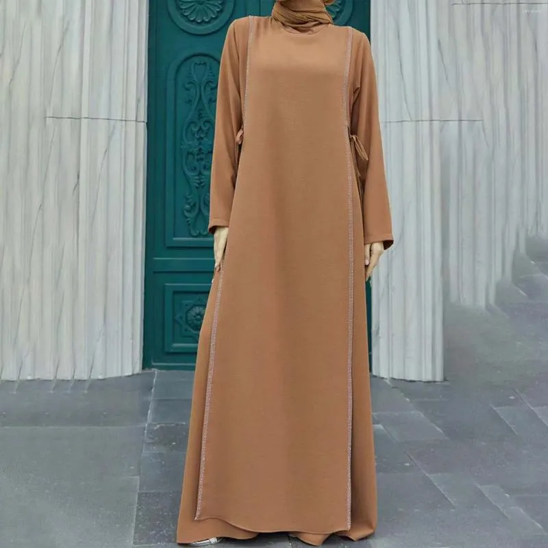 Sukienki swobodne Dubai Kobiety Abaya Kaftan Luxury Turkey Muzułmanin Długie islamskie odzież Afrykański kimono arabski marokowy kaftan moda