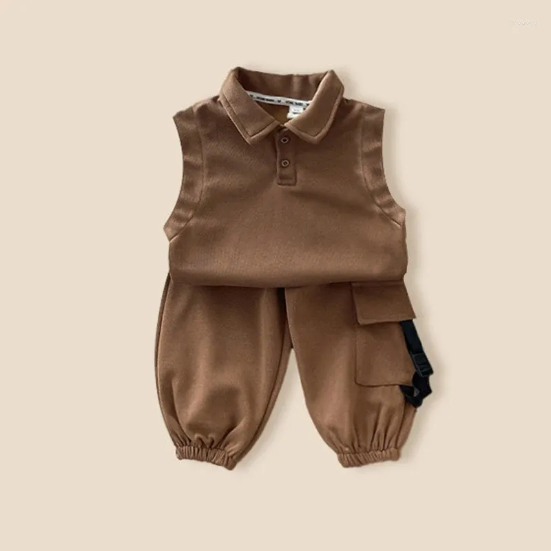 Ensembles de vêtements 2024 enfants 2 pièces été pull décontracté hauts sans manche garçons et pantalons enfants 3 4 5 6 7 8 9 10 ans