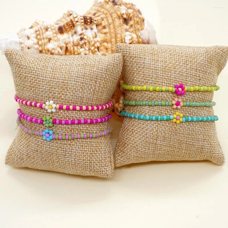 Charm Bracelets BohoBliss Little Flower Miyuki Beads Bracelet For Women Fashion Jewelry Gift Friendship Elastic Rope Accessory