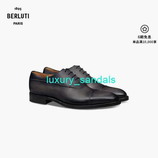 BERLUTI Chaussures habillées pour hommes Chaussures richelieu en cuir Berluti Chaussures pour hommes Cuir de veau équilibré Couleur unie Chaussures en cuir d'affaires pour hommes Chaussures Oxford en cuir Noir Gra HBIB