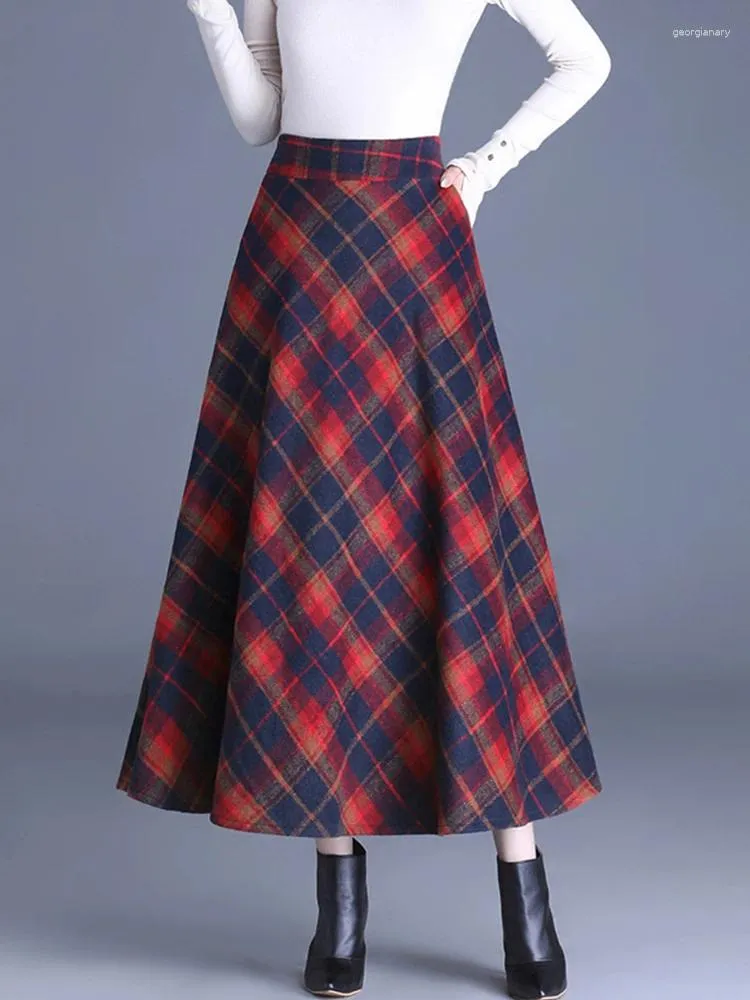 Kjolar koreanska tjock ull veckad lång kjol för kvinnor 2024 höst vinter vintage pläd en linje fickor hög midja midi kvinnlig varm