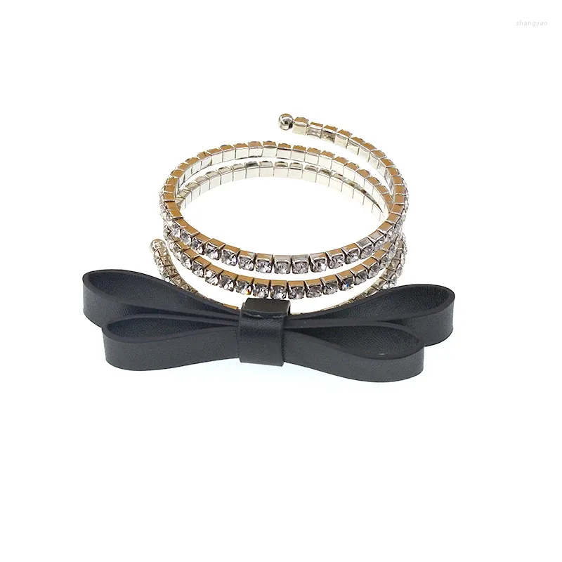 Bracelet de mode Bracelet couleur argent spirale cristal bijoux de mariée pour femmes strass brillant métal fleur arc