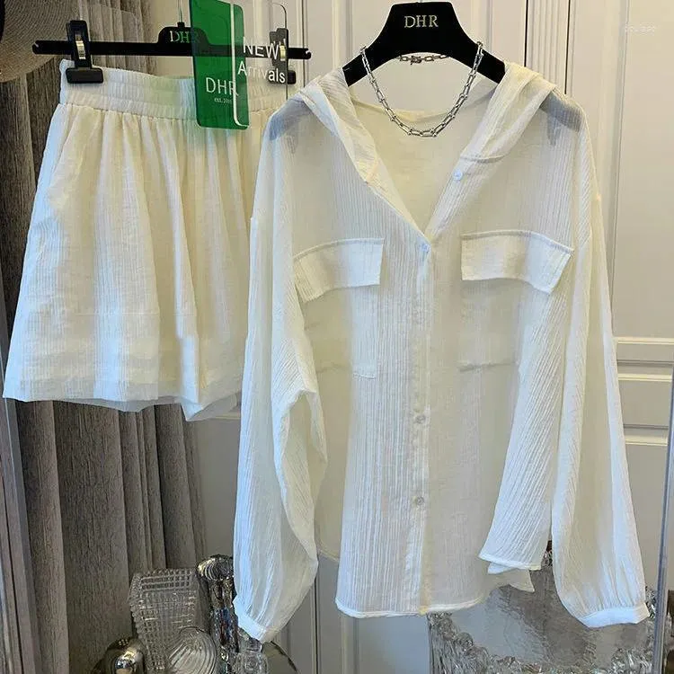 Kvinnors träningsdräkter Y2K Summer Vacation Outfits 2024 Big Size Two Piece Set Elegant Cloth White Short Korea Setup YK2