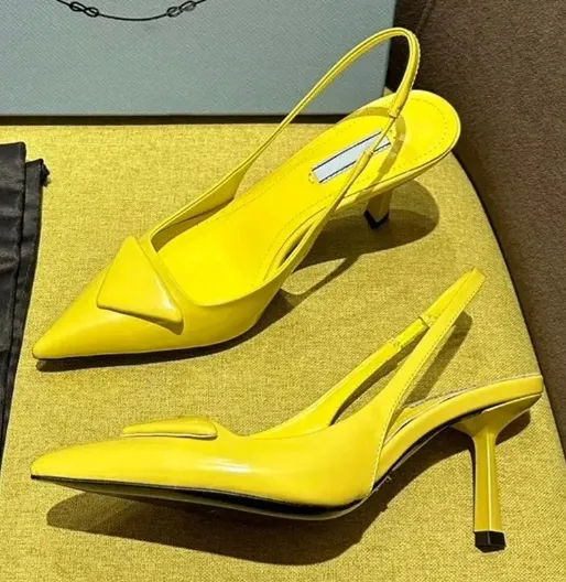 żółte polskie skórzane pompki butów wyściełane wieczorne punkty palce Sandały Sandały Kobiety luksusowe designerskie sukienki Fabryka Fabryka Fabryki